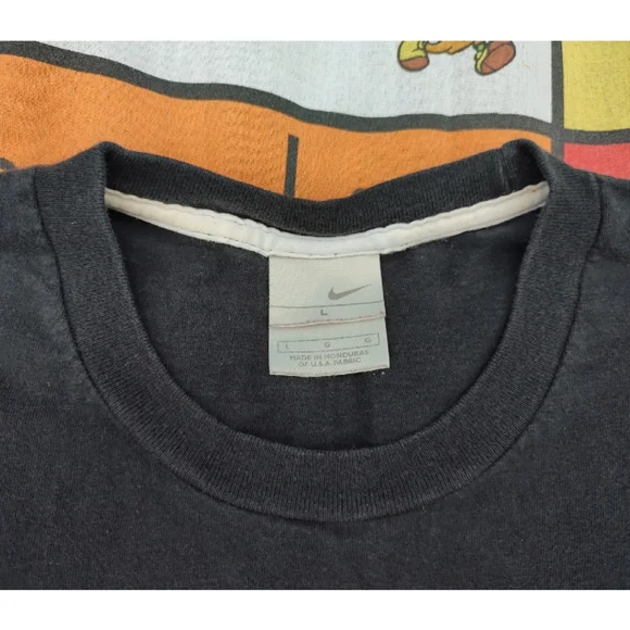 Vintage Y2K Nike Swoosh t shirt essential silver tag large black faded - Picture 2 of 4